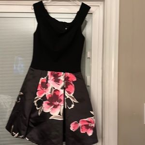 Maslavi Fit & Flare Cocktail Dress, Black/Blue Size 4 beautiful colors